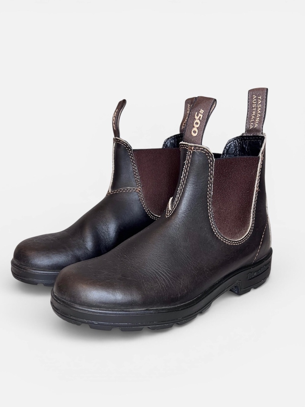 Blundstone Original 500 Chelsea Leather Boots in Stout Brown